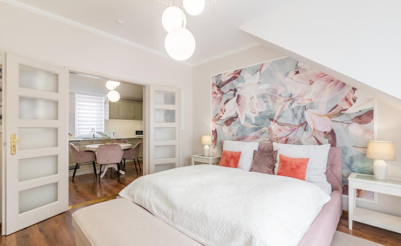 Monarchia Apartman Pearl Mosonmagyaróvár المظهر الخارجي الصورة
