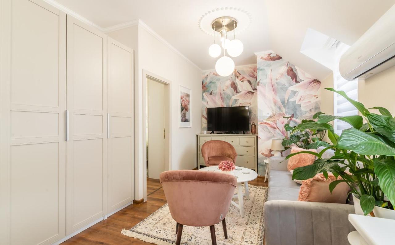 Monarchia Apartman Pearl Mosonmagyaróvár المظهر الخارجي الصورة