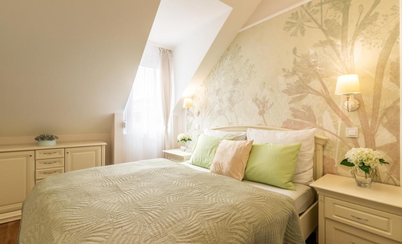 Monarchia Apartman Pearl Mosonmagyaróvár المظهر الخارجي الصورة