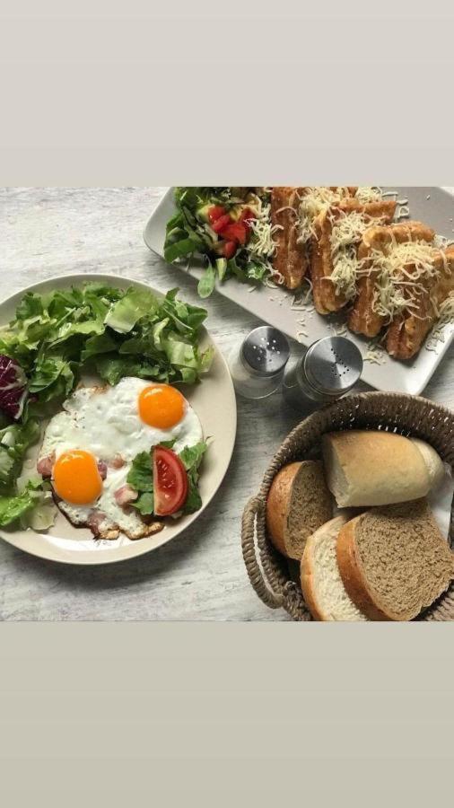 Monarchia Apartman Pearl Mosonmagyaróvár المظهر الخارجي الصورة