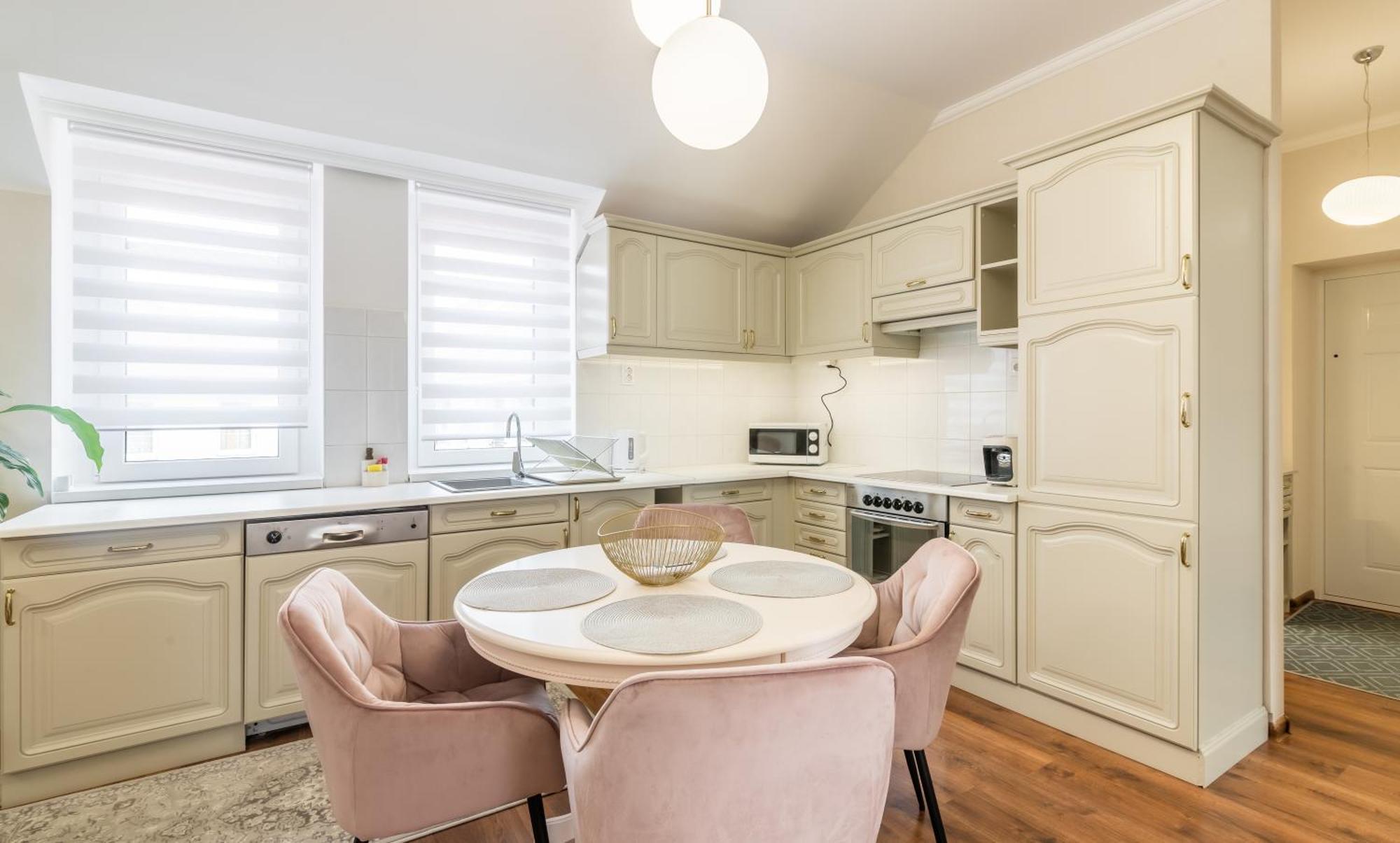 Monarchia Apartman Pearl Mosonmagyaróvár المظهر الخارجي الصورة